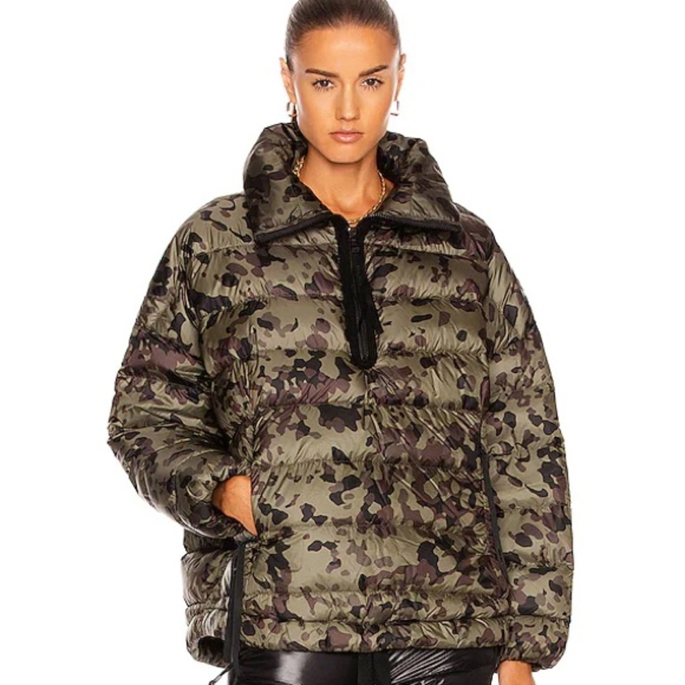 Holden Camouflage-Print Puffer Jacket